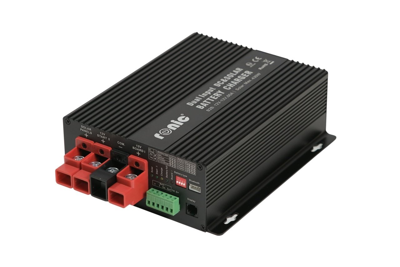 Incarcator DC-DC + Controler/Regulator Incarcare Solara MPPT RONIC BS126030, 12V