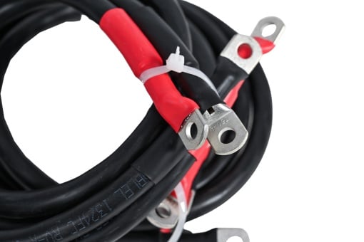 Set 2 Cabluri Conectare Acumulatori – 50mm², 100cm lungime, cu Papuci Cupru de 50/8 mm